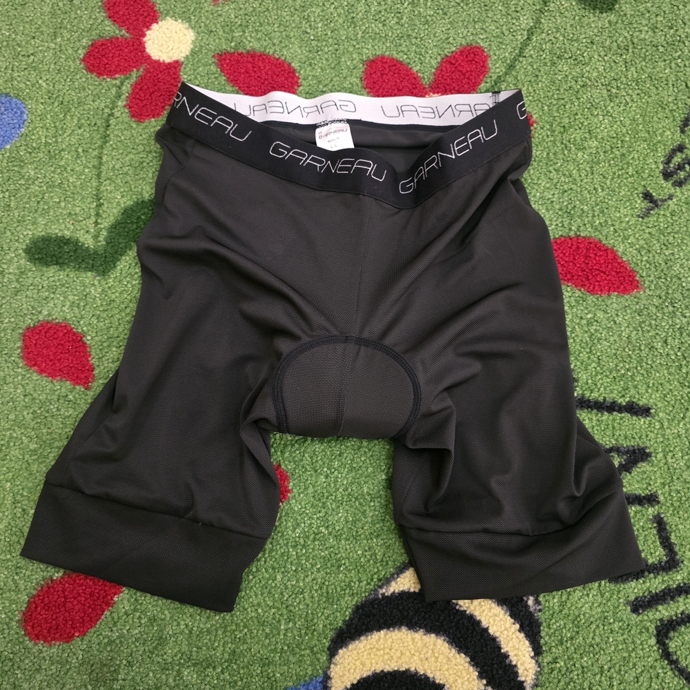 Garneau Black Liner Shorts Large
